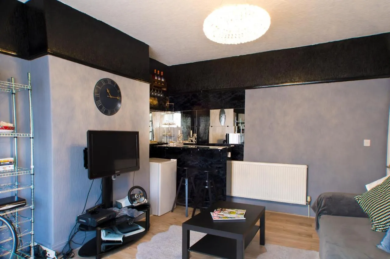 Apartment A Home Away From Home Now With Netflix And Ps4 Blackpool